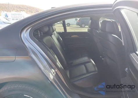 2012 BMW 750I xDrive из США, поврежденный, VIN WBAKC6C51CDX99601